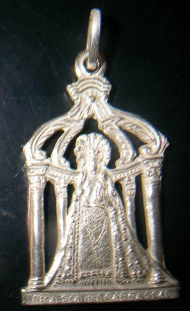 Medalla virgen del carrascal en oro y plata   - Imagen 2