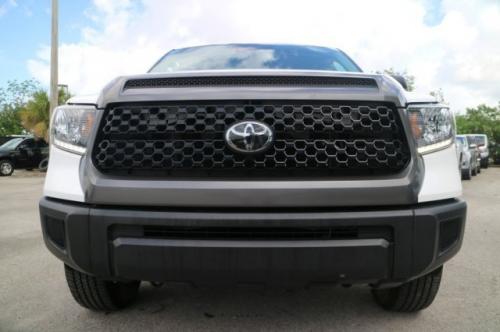 2018 Toyota Tundra SR5 Double Cab for sale in - Imagen 3
