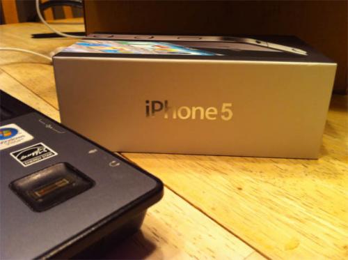 Apple iPhone 5 64GB desbloqueado 500 euros  e - Imagen 1