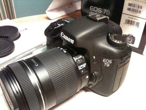 Canon EOS 7D Digital SLR Cmara + 7 Lens 2  - Imagen 1