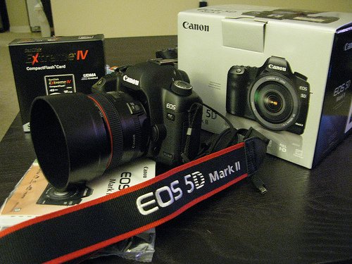 Canon EOS 5D Mark II   Package Content   Cano - Imagen 2