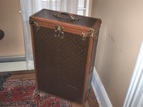 maleta vintage de louis vuitton con monogram - Imagen 1